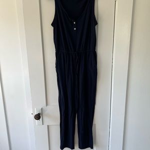 GAP Jumpsuit • Size L